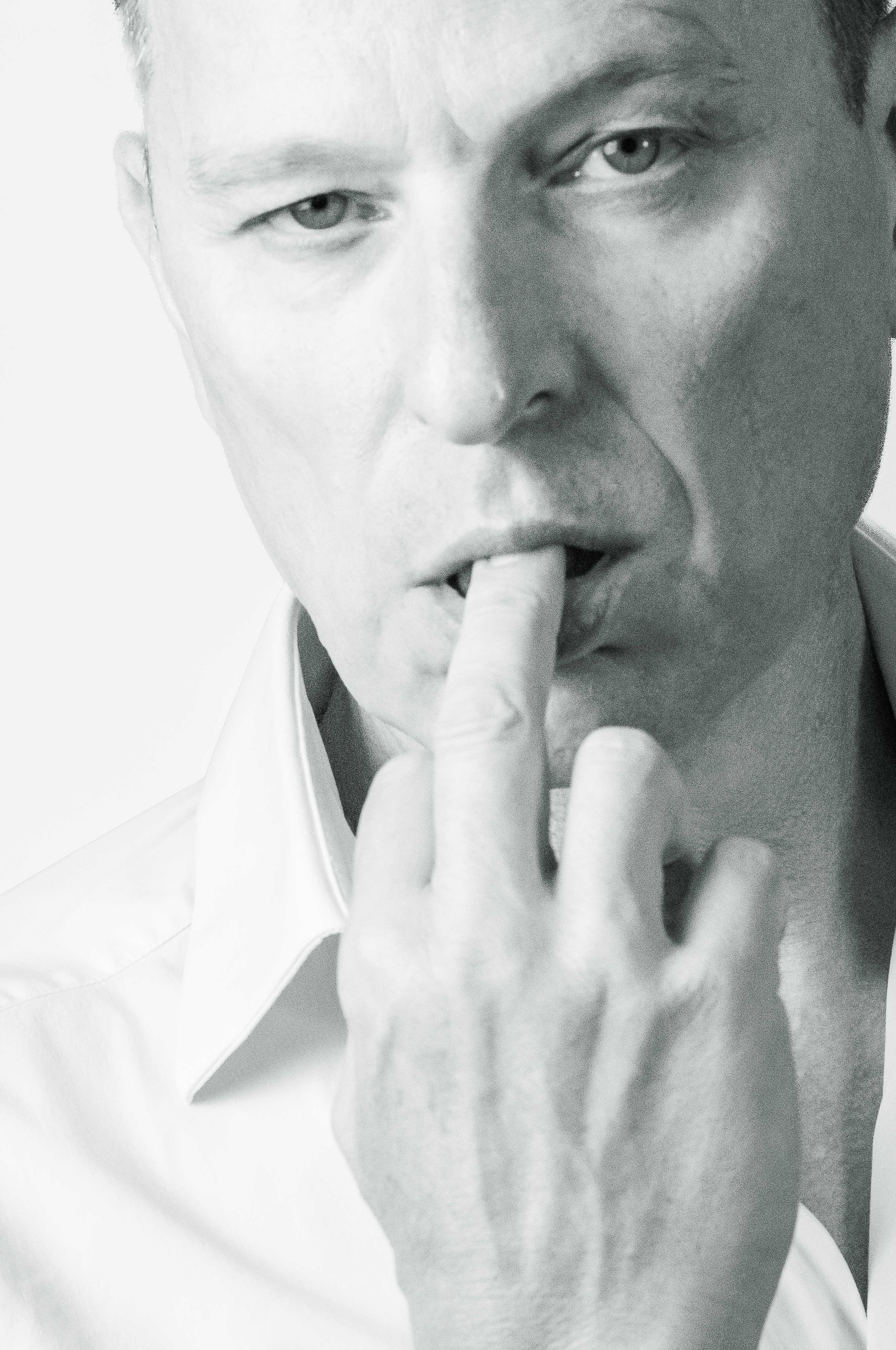 Triptych with Middlefinger, photograph 2